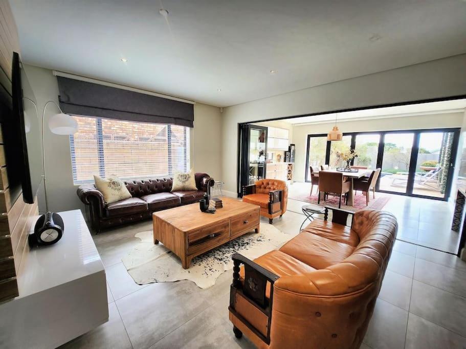 Apartment 3 On Keswick Port Elizabeth